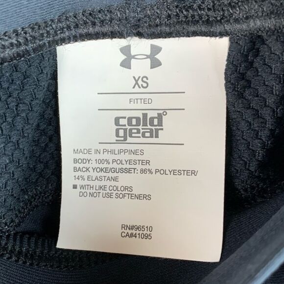 NWT under armour women’s black cold gear capri cropped pants leggings size xs - Picture 5 of 6